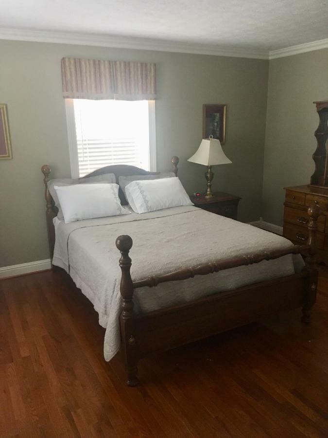 Villa Downtown Abode In The Heart Of The Bourbon Trail Lebanon Esterno foto